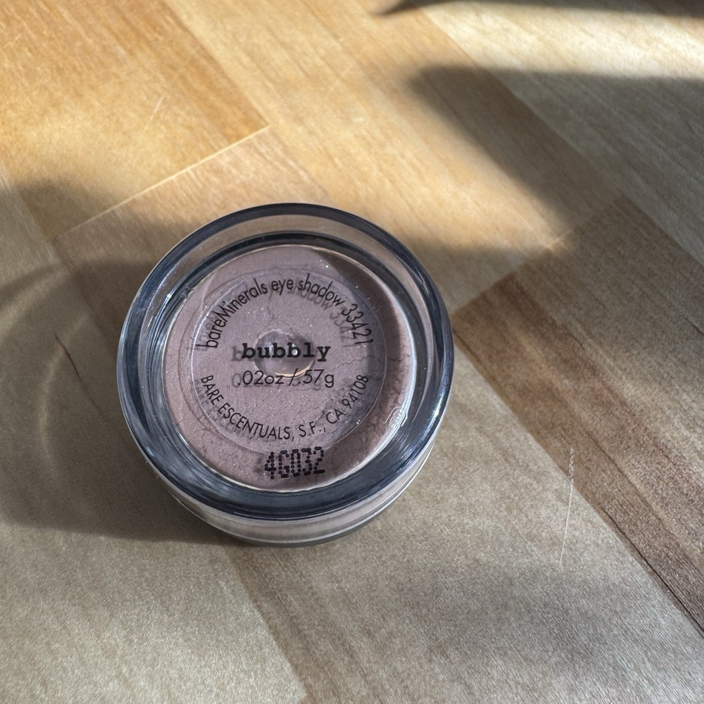 BareMinerals eyeshadow Loose Powder Bubbly .02 oz .57 g Full Size SEALED